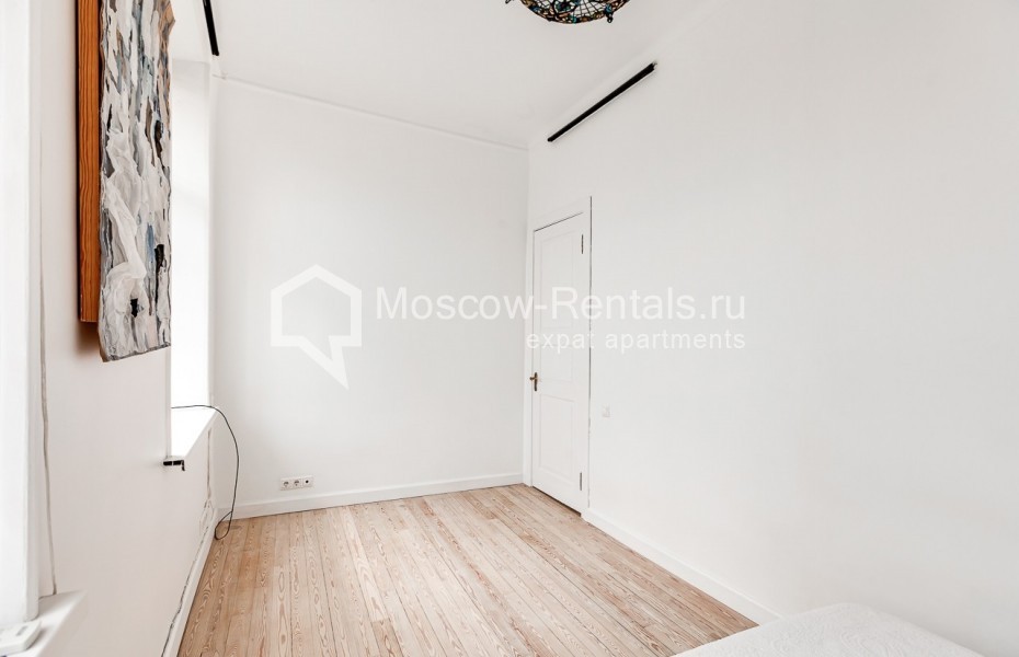 Photo #6 3-room (2 BR) apartment for <a href="http://moscow-rentals.ru/en/articles/long-term-rent" target="_blank">a long-term</a> rent
 in Russia, Moscow, Miluythinskyi lane, 11