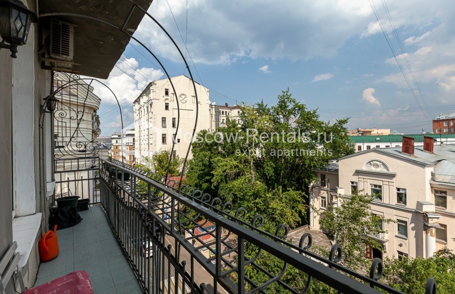 Photo #16 3-room (2 BR) apartment for <a href="http://moscow-rentals.ru/en/articles/long-term-rent" target="_blank">a long-term</a> rent
 in Russia, Moscow, Miluythinskyi lane, 11
