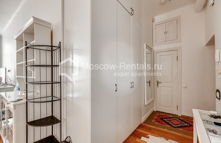 Photo #21 3-room (2 BR) apartment for <a href="http://moscow-rentals.ru/en/articles/long-term-rent" target="_blank">a long-term</a> rent
 in Russia, Moscow, Miluythinskyi lane, 11