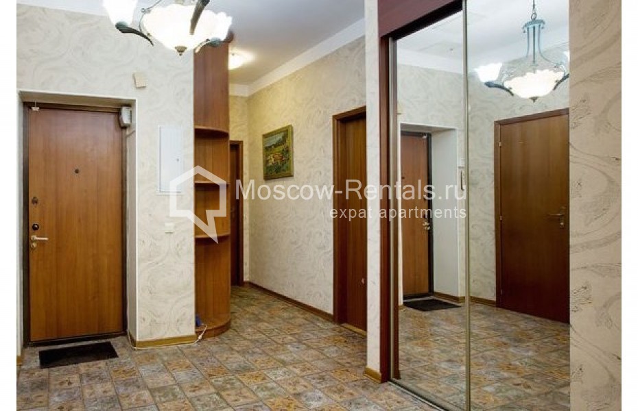 Photo #15 4-room (3 BR) apartment for <a href="http://moscow-rentals.ru/en/articles/long-term-rent" target="_blank">a long-term</a> rent
 in Russia, Moscow, Petroverigskyi lane, 3С1