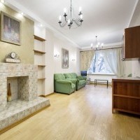 Photo #1 4-room (3 BR) apartment for <a href="http://moscow-rentals.ru/en/articles/long-term-rent" target="_blank">a long-term</a> rent
 in Russia, Moscow, Petroverigskyi lane, 3С1