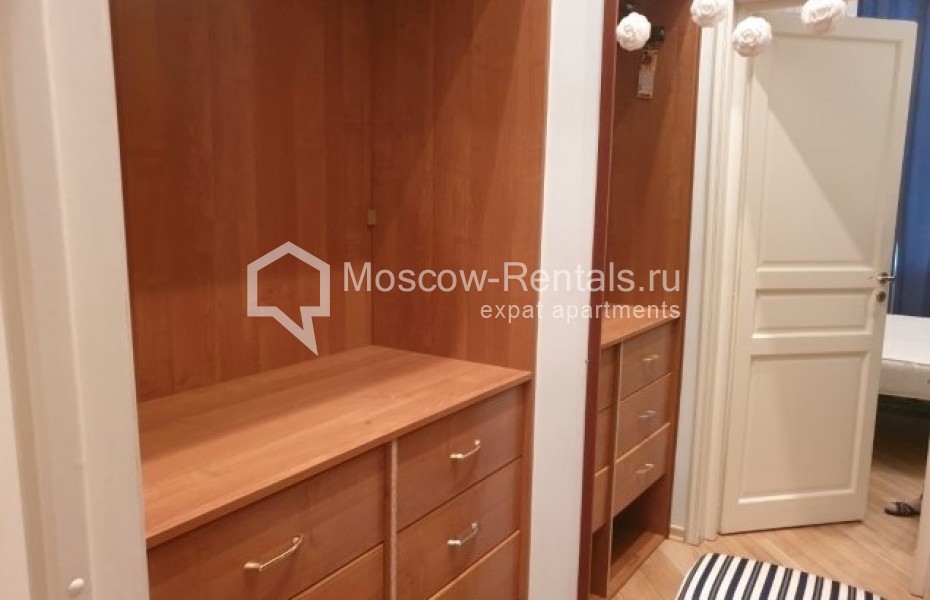 Photo #21 4-room (3 BR) apartment for <a href="http://moscow-rentals.ru/en/articles/long-term-rent" target="_blank">a long-term</a> rent
 in Russia, Moscow, Kamergerskyi lane, 5/7
