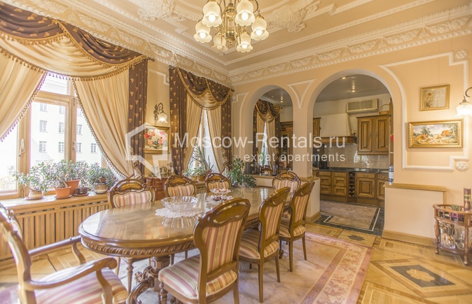 Photo #26 6-room (5 BR) apartment for <a href="http://moscow-rentals.ru/en/articles/long-term-rent" target="_blank">a long-term</a> rent
 in Russia, Moscow, Znamenka str, 15