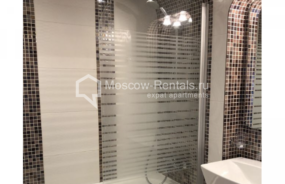 Photo #17 2-room (1 BR) apartment for <a href="http://moscow-rentals.ru/en/articles/long-term-rent" target="_blank">a long-term</a> rent
 in Russia, Moscow, Kosmodamianskaya emb., 46-50С1