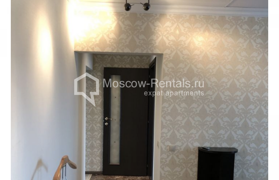 Photo #6 2-room (1 BR) apartment for <a href="http://moscow-rentals.ru/en/articles/long-term-rent" target="_blank">a long-term</a> rent
 in Russia, Moscow, Kosmodamianskaya emb., 46-50С1