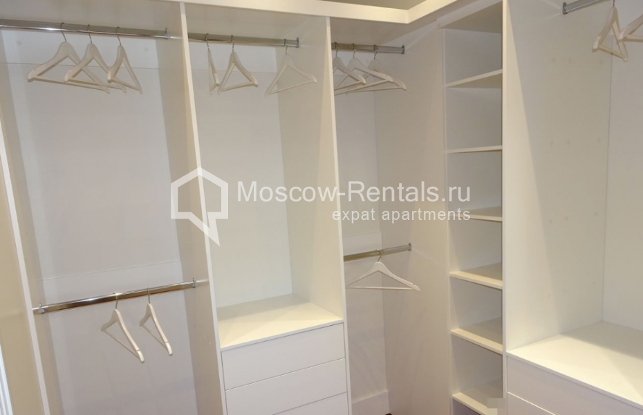 Photo #13 3-room (2 BR) apartment for <a href="http://moscow-rentals.ru/en/articles/long-term-rent" target="_blank">a long-term</a> rent
 in Russia, Moscow, Myasnitskaya str, 35А