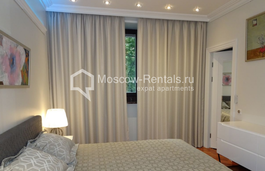 Photo #9 3-room (2 BR) apartment for <a href="http://moscow-rentals.ru/en/articles/long-term-rent" target="_blank">a long-term</a> rent
 in Russia, Moscow, Myasnitskaya str, 35А