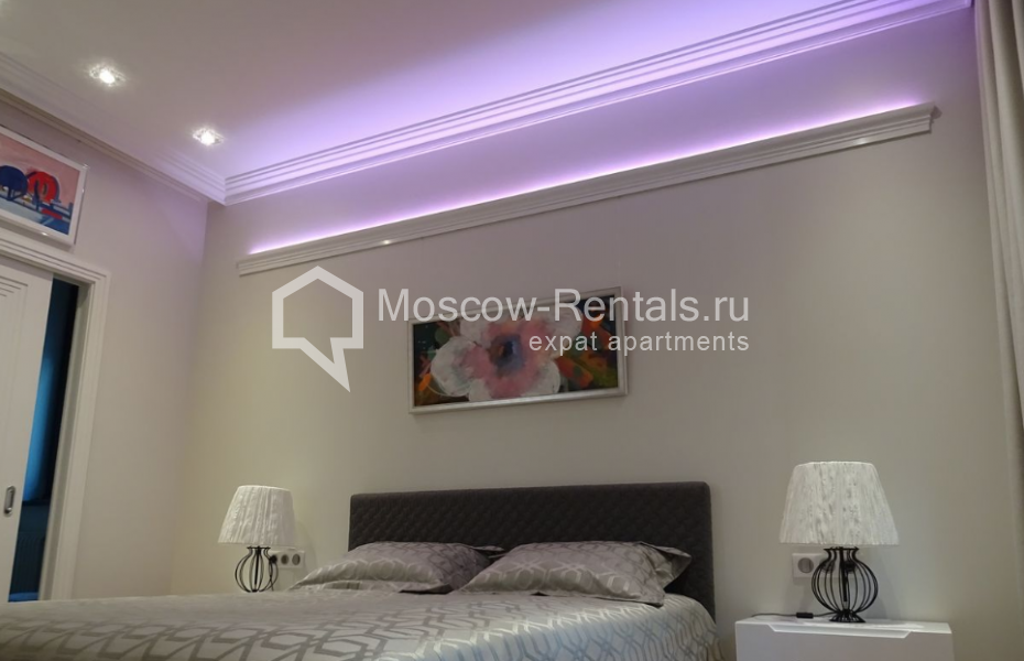 Photo #8 3-room (2 BR) apartment for <a href="http://moscow-rentals.ru/en/articles/long-term-rent" target="_blank">a long-term</a> rent
 in Russia, Moscow, Myasnitskaya str, 35А