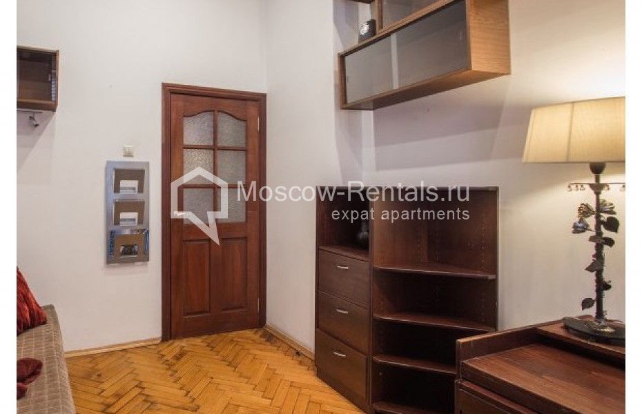 Photo #11 5-room (4 BR) apartment for <a href="http://moscow-rentals.ru/en/articles/long-term-rent" target="_blank">a long-term</a> rent
 in Russia, Moscow, Brusov lane, 2/14С1