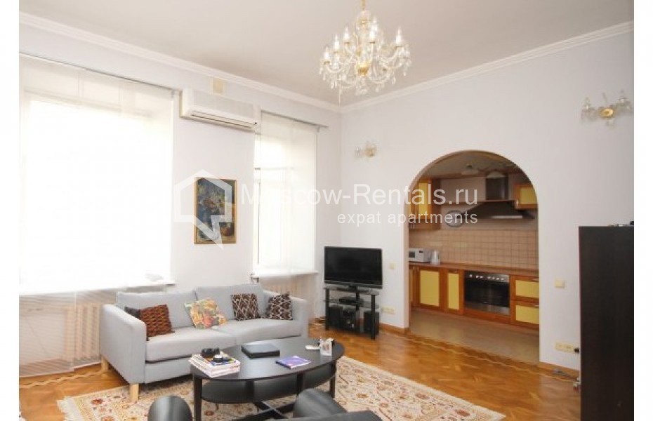 Photo #1 3-room (2 BR) apartment for <a href="http://moscow-rentals.ru/en/articles/long-term-rent" target="_blank">a long-term</a> rent
 in Russia, Moscow, Tverskaya str., 12С8