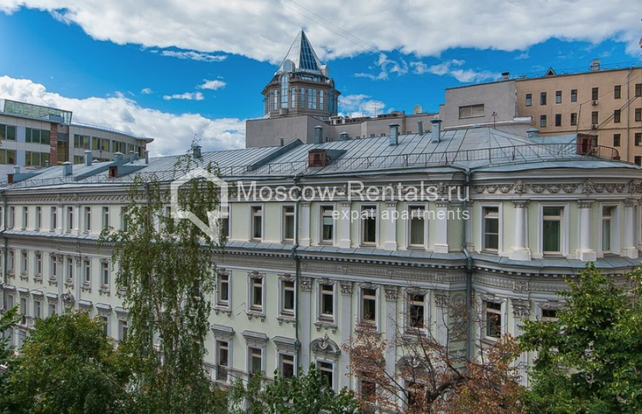 Photo #1 3-room (2 BR) apartment for <a href="http://moscow-rentals.ru/en/articles/long-term-rent" target="_blank">a long-term</a> rent
 in Russia, Moscow, Brusov lane, 12