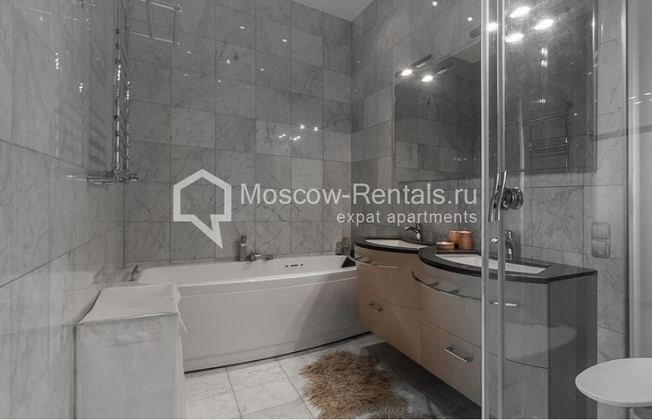 Photo #8 3-room (2 BR) apartment for <a href="http://moscow-rentals.ru/en/articles/long-term-rent" target="_blank">a long-term</a> rent
 in Russia, Moscow, Brusov lane, 12