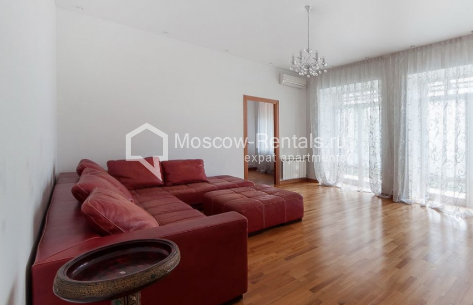 Photo #2 3-room (2 BR) apartment for <a href="http://moscow-rentals.ru/en/articles/long-term-rent" target="_blank">a long-term</a> rent
 in Russia, Moscow, Brusov lane, 12
