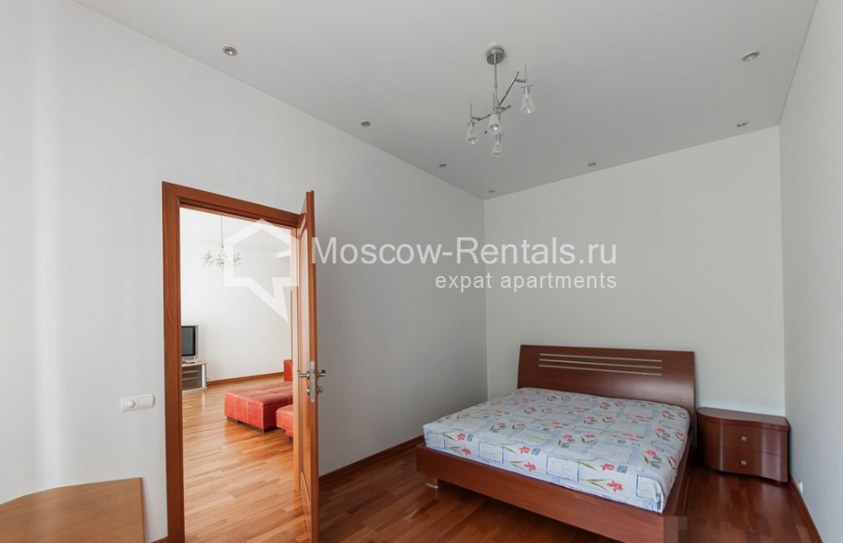Photo #7 3-room (2 BR) apartment for <a href="http://moscow-rentals.ru/en/articles/long-term-rent" target="_blank">a long-term</a> rent
 in Russia, Moscow, Brusov lane, 12