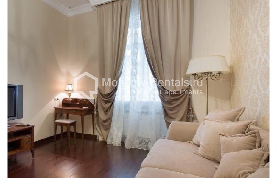 Photo #7 3-room (2 BR) apartment for <a href="http://moscow-rentals.ru/en/articles/long-term-rent" target="_blank">a long-term</a> rent
 in Russia, Moscow, Tverskaya str.