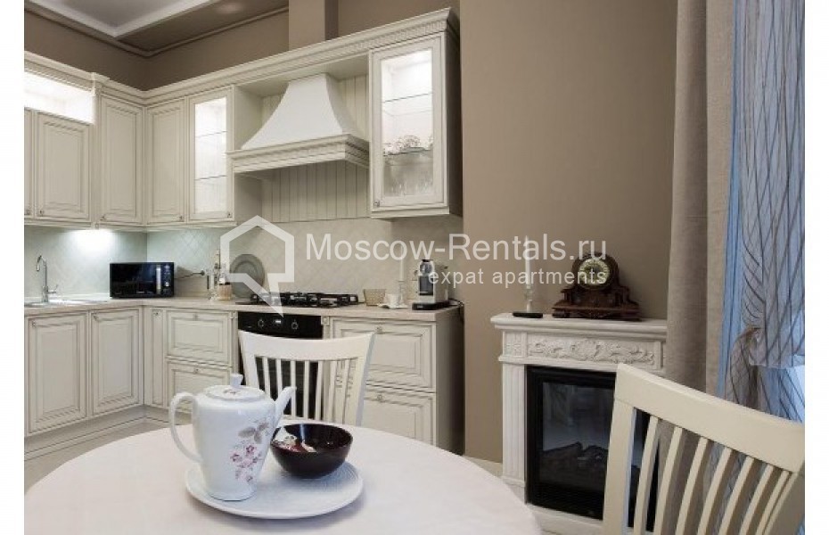 Photo #9 3-room (2 BR) apartment for <a href="http://moscow-rentals.ru/en/articles/long-term-rent" target="_blank">a long-term</a> rent
 in Russia, Moscow, Tverskaya str.