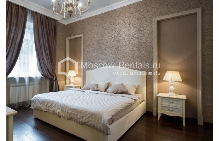 Photo #4 3-room (2 BR) apartment for <a href="http://moscow-rentals.ru/en/articles/long-term-rent" target="_blank">a long-term</a> rent
 in Russia, Moscow, Tverskaya str.
