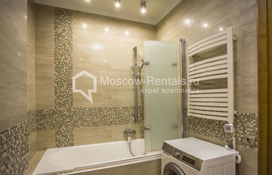 Photo #9 3-room (2 BR) apartment for <a href="http://moscow-rentals.ru/en/articles/long-term-rent" target="_blank">a long-term</a> rent
 in Russia, Moscow, Tverskaya str., 17
