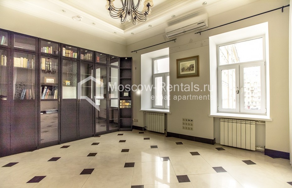 Photo #7 Office for <a href="http://moscow-rentals.ru/en/articles/long-term-rent" target="_blank">a long-term</a> rent
 in Russia, Moscow, Tverskaya str., 12С9