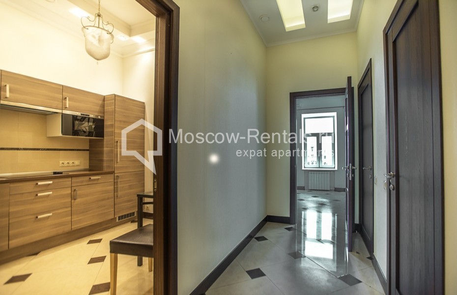 Photo #8 Office for <a href="http://moscow-rentals.ru/en/articles/long-term-rent" target="_blank">a long-term</a> rent
 in Russia, Moscow, Tverskaya str., 12С9