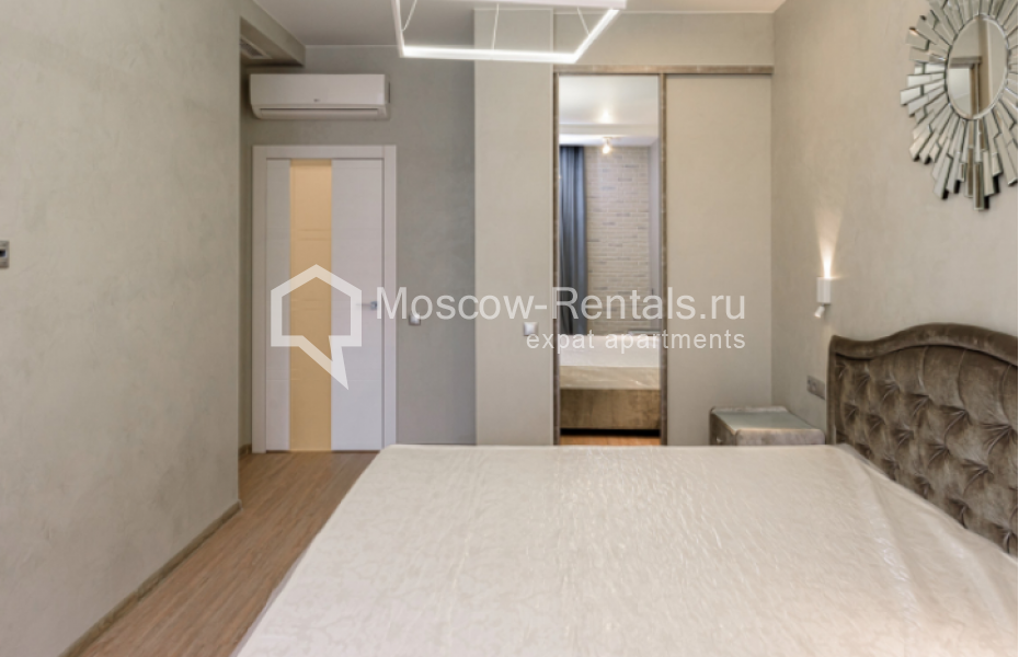 Photo #6 2-room (1 BR) apartment for <a href="http://moscow-rentals.ru/en/articles/long-term-rent" target="_blank">a long-term</a> rent
 in Russia, Moscow, Bolshaya Sadovaya str., 5к1