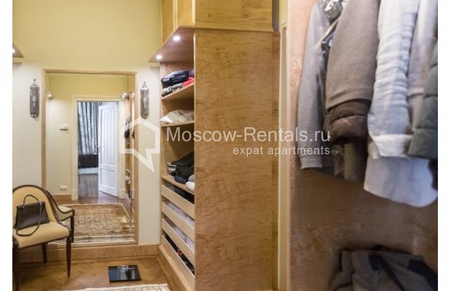 Photo #17 7-room (6 BR) apartment for <a href="http://moscow-rentals.ru/en/articles/long-term-rent" target="_blank">a long-term</a> rent
 in Russia, Moscow, 1st Obydenskyi lane, 9/12
