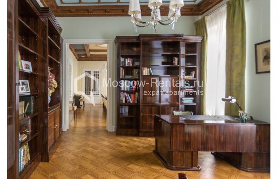 Photo #6 7-room (6 BR) apartment for <a href="http://moscow-rentals.ru/en/articles/long-term-rent" target="_blank">a long-term</a> rent
 in Russia, Moscow, 1st Obydenskyi lane, 9/12