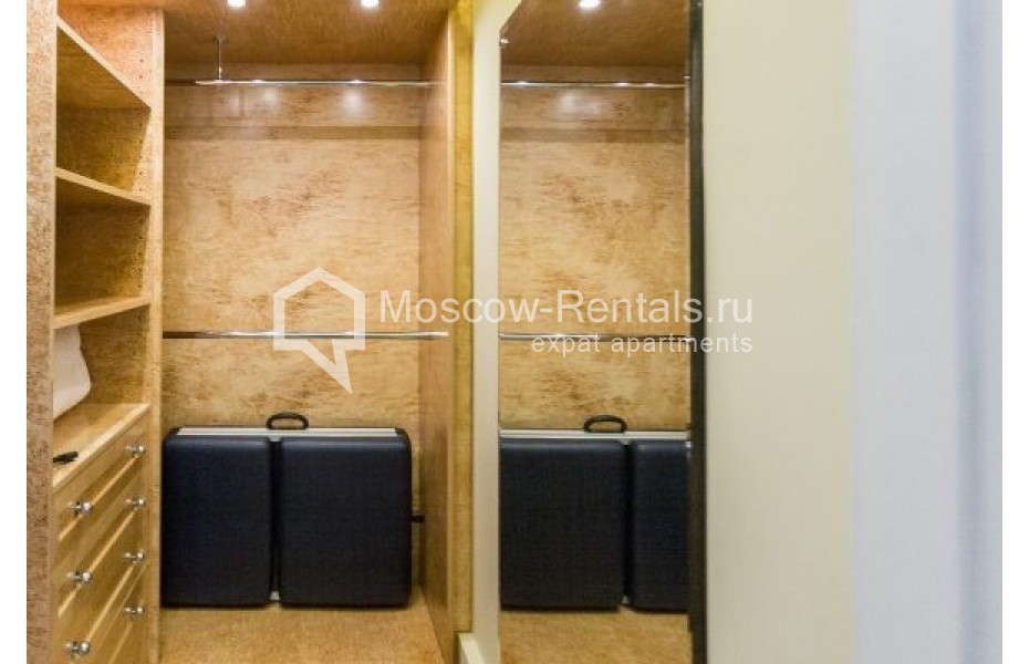 Photo #19 7-room (6 BR) apartment for <a href="http://moscow-rentals.ru/en/articles/long-term-rent" target="_blank">a long-term</a> rent
 in Russia, Moscow, 1st Obydenskyi lane, 9/12
