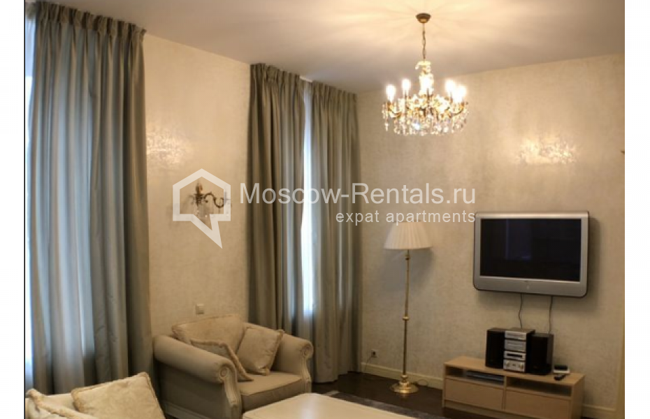 Photo #2 2-room (1 BR) apartment for <a href="http://moscow-rentals.ru/en/articles/long-term-rent" target="_blank">a long-term</a> rent
 in Russia, Moscow, Brusov lane, 2/14С2