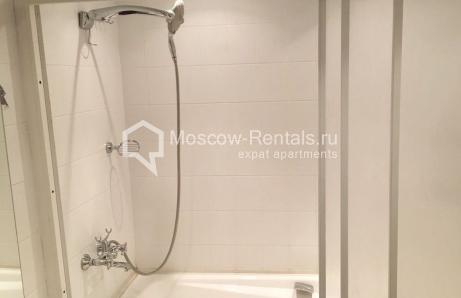 Photo #13 2-room (1 BR) apartment for <a href="http://moscow-rentals.ru/en/articles/long-term-rent" target="_blank">a long-term</a> rent
 in Russia, Moscow, Osennyaya str, 14