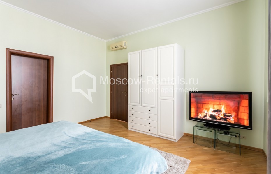 Photo #10 4-room (3 BR) apartment for <a href="http://moscow-rentals.ru/en/articles/long-term-rent" target="_blank">a long-term</a> rent
 in Russia, Moscow, Tverskaya str, 9