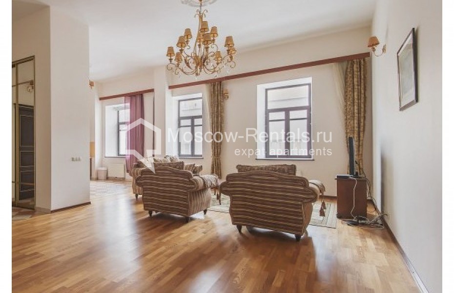 Photo #5 3-room (2 BR) apartment for <a href="http://moscow-rentals.ru/en/articles/long-term-rent" target="_blank">a long-term</a> rent
 in Russia, Moscow, Varsonofievskyi lane, 6