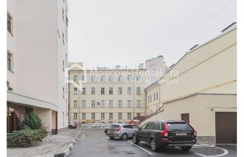 Photo #16 3-room (2 BR) apartment for <a href="http://moscow-rentals.ru/en/articles/long-term-rent" target="_blank">a long-term</a> rent
 in Russia, Moscow, Varsonofievskyi lane, 6