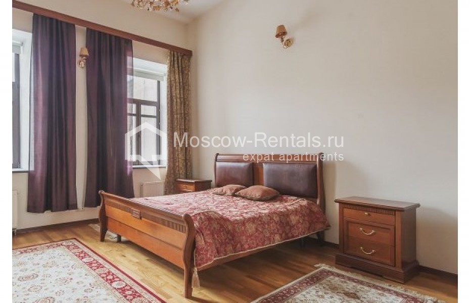 Photo #7 3-room (2 BR) apartment for <a href="http://moscow-rentals.ru/en/articles/long-term-rent" target="_blank">a long-term</a> rent
 in Russia, Moscow, Varsonofievskyi lane, 6