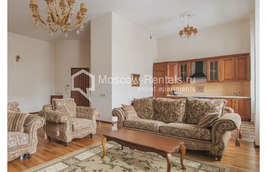 Photo #1 3-room (2 BR) apartment for <a href="http://moscow-rentals.ru/en/articles/long-term-rent" target="_blank">a long-term</a> rent
 in Russia, Moscow, Varsonofievskyi lane, 6