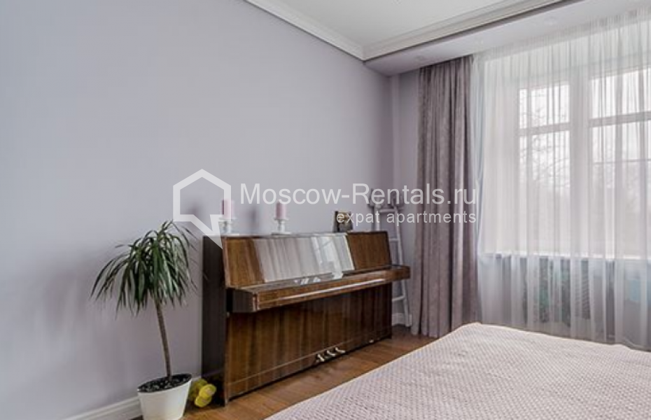 Photo #12 3-room (2 BR) apartment for <a href="http://moscow-rentals.ru/en/articles/long-term-rent" target="_blank">a long-term</a> rent
 in Russia, Moscow, Podkolokolnyi lane,16/2 С 1