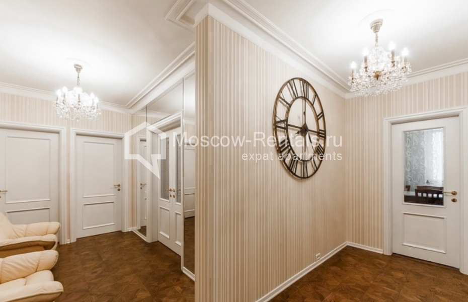 Photo #15 3-room (2 BR) apartment for <a href="http://moscow-rentals.ru/en/articles/long-term-rent" target="_blank">a long-term</a> rent
 in Russia, Moscow, Osennyi blv, 2