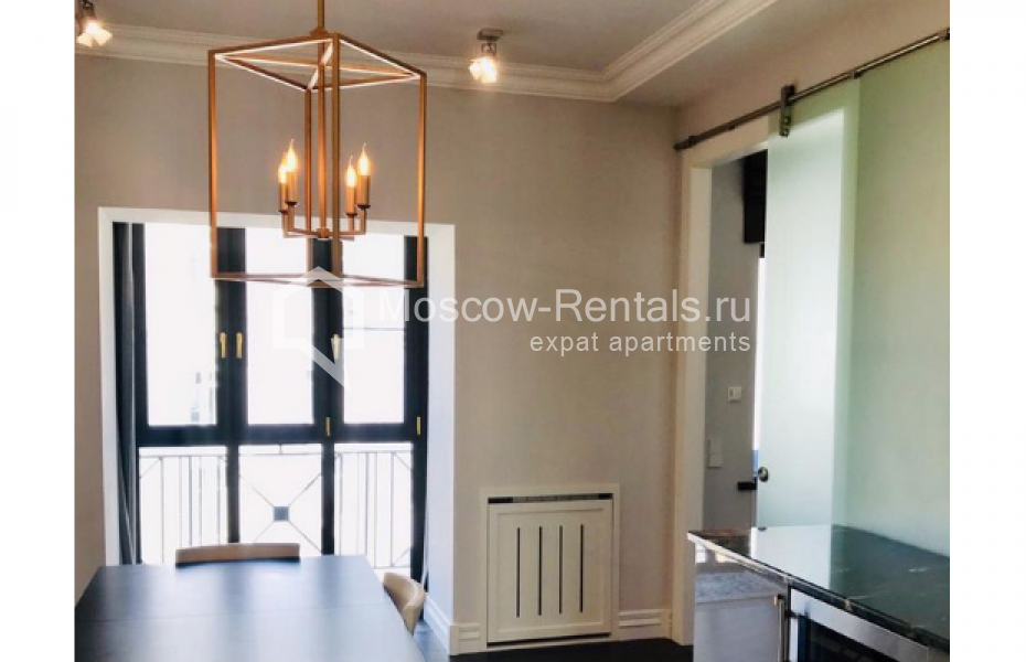 Photo #2 4-room (3 BR) apartment for <a href="http://moscow-rentals.ru/en/articles/long-term-rent" target="_blank">a long-term</a> rent
 in Russia, Moscow, Petroverigskyi lane, 3 С 1