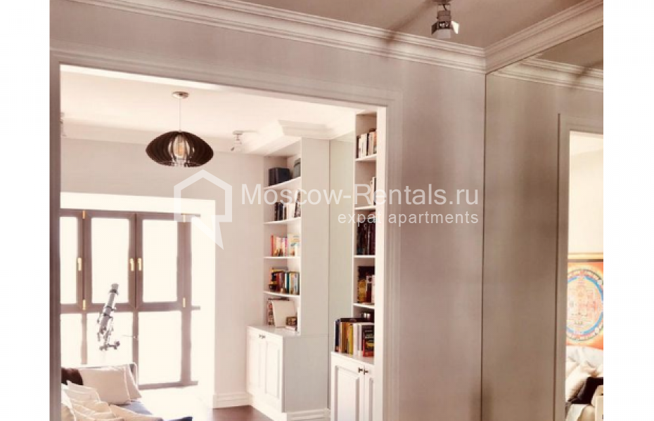 Photo #5 4-room (3 BR) apartment for <a href="http://moscow-rentals.ru/en/articles/long-term-rent" target="_blank">a long-term</a> rent
 in Russia, Moscow, Petroverigskyi lane, 3 С 1