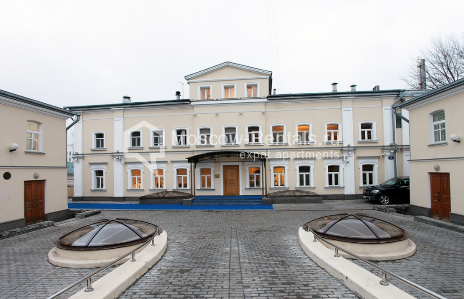 Photo #2 Office for <a href="http://moscow-rentals.ru/en/articles/long-term-rent" target="_blank">a long-term</a> rent
 in Russia, Moscow, Verkhnyaya Radishchevskaya, 3С1