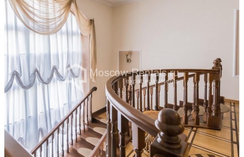 Photo #13 5-room (4 BR) apartment for <a href="http://moscow-rentals.ru/en/articles/long-term-rent" target="_blank">a long-term</a> rent
 in Russia, Moscow, Petrovskyi blv., 23