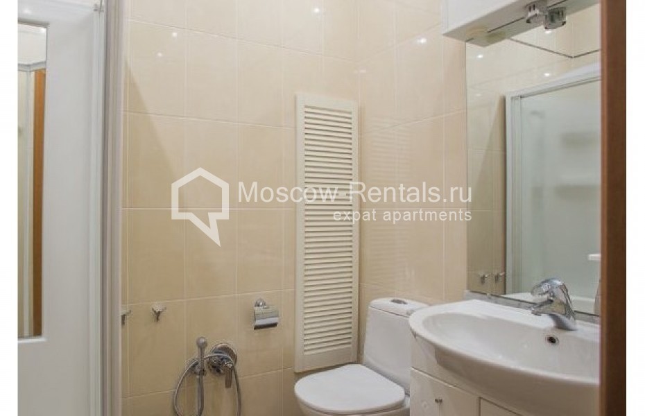 Photo #12 4-room (3 BR) apartment for <a href="http://moscow-rentals.ru/en/articles/long-term-rent" target="_blank">a long-term</a> rent
 in Russia, Moscow, Krymskyi val, 8