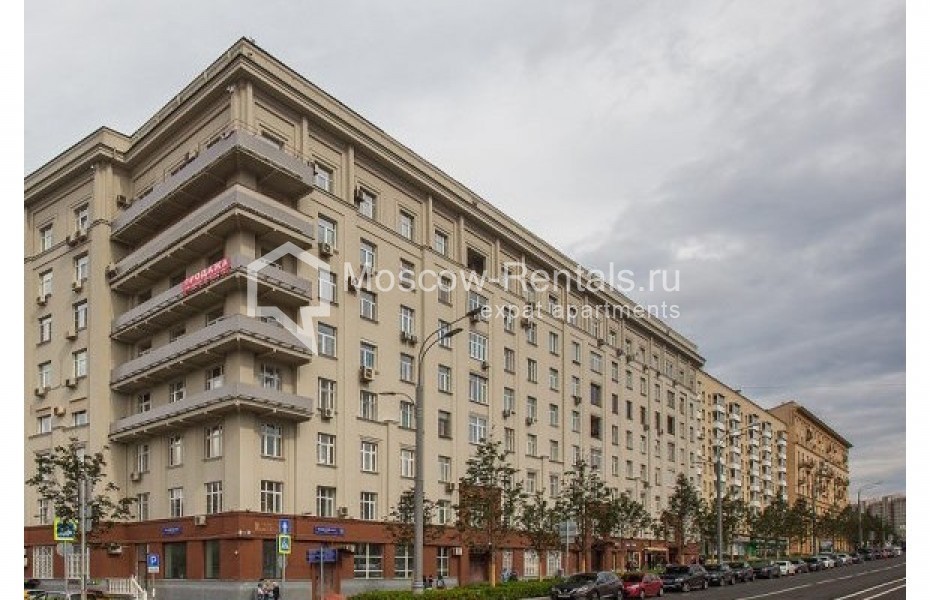 Photo #14 4-room (3 BR) apartment for <a href="http://moscow-rentals.ru/en/articles/long-term-rent" target="_blank">a long-term</a> rent
 in Russia, Moscow, Krymskyi val, 8