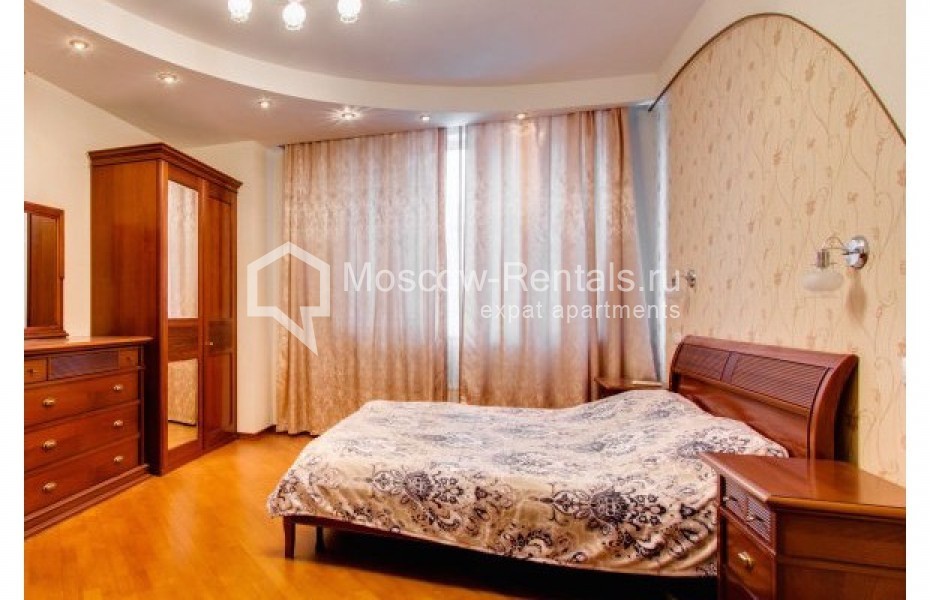 Photo #3 3-room (2 BR) apartment for <a href="http://moscow-rentals.ru/en/articles/long-term-rent" target="_blank">a long-term</a> rent
 in Russia, Moscow, Shabolovka str, 23 к 3