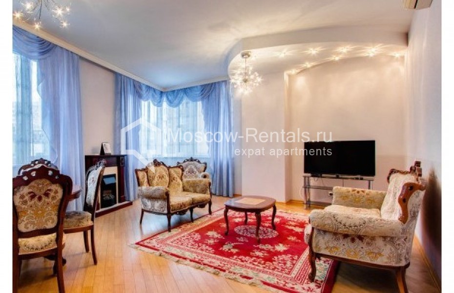 Photo #1 3-room (2 BR) apartment for <a href="http://moscow-rentals.ru/en/articles/long-term-rent" target="_blank">a long-term</a> rent
 in Russia, Moscow, Shabolovka str, 23 к 3
