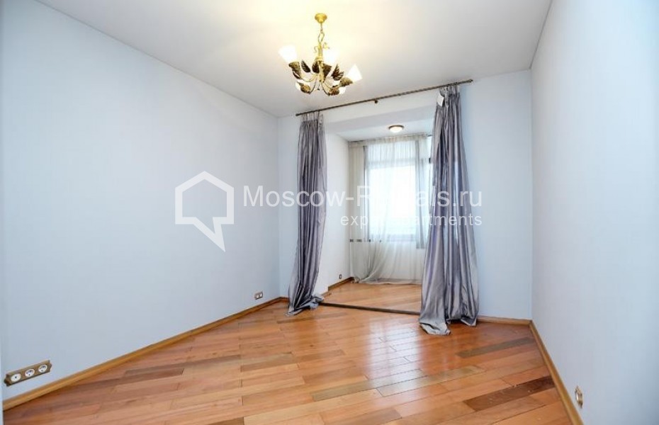 Photo #11 3-room (2 BR) apartment for <a href="http://moscow-rentals.ru/en/articles/long-term-rent" target="_blank">a long-term</a> rent
 in Russia, Moscow, Klimentovskyi lane, 2