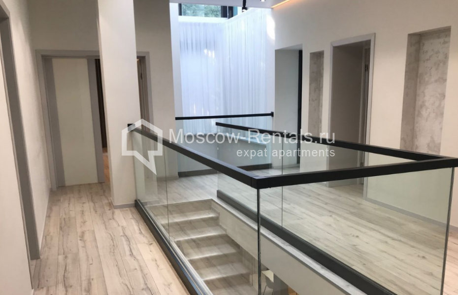 Photo #19 House for <a href="http://moscow-rentals.ru/en/articles/long-term-rent" target="_blank">a long-term</a> rent
 in Russia, Moscow, Razdory village, Rublevo residence compound