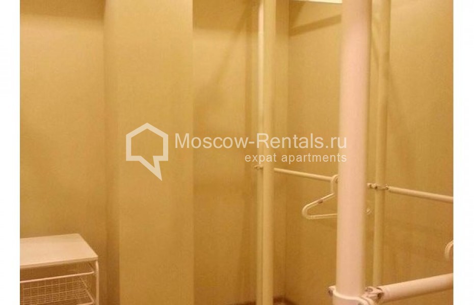 Photo #9 3-room (2 BR) apartment for <a href="http://moscow-rentals.ru/en/articles/long-term-rent" target="_blank">a long-term</a> rent
 in Russia, Moscow, Novy Arbat str, 6