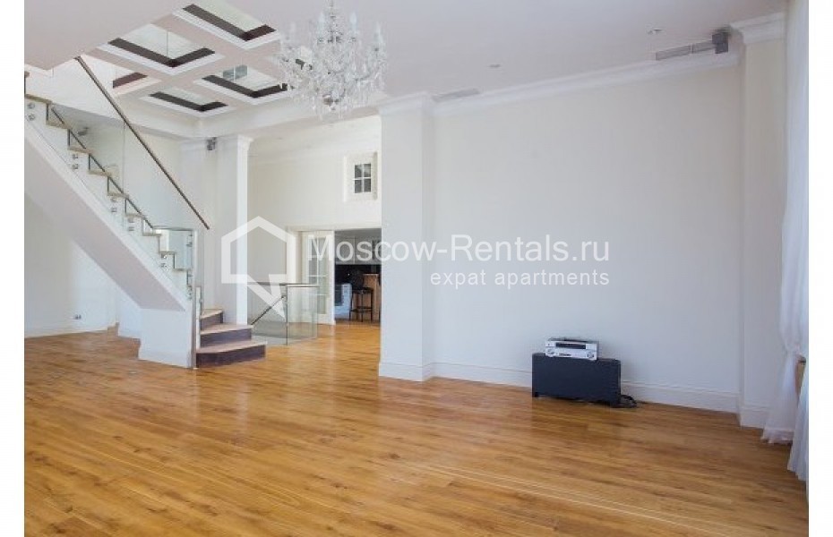 Photo #4 6-room (5 BR) apartment for <a href="http://moscow-rentals.ru/en/articles/long-term-rent" target="_blank">a long-term</a> rent
 in Russia, Moscow, Beregovaya str, 4К4