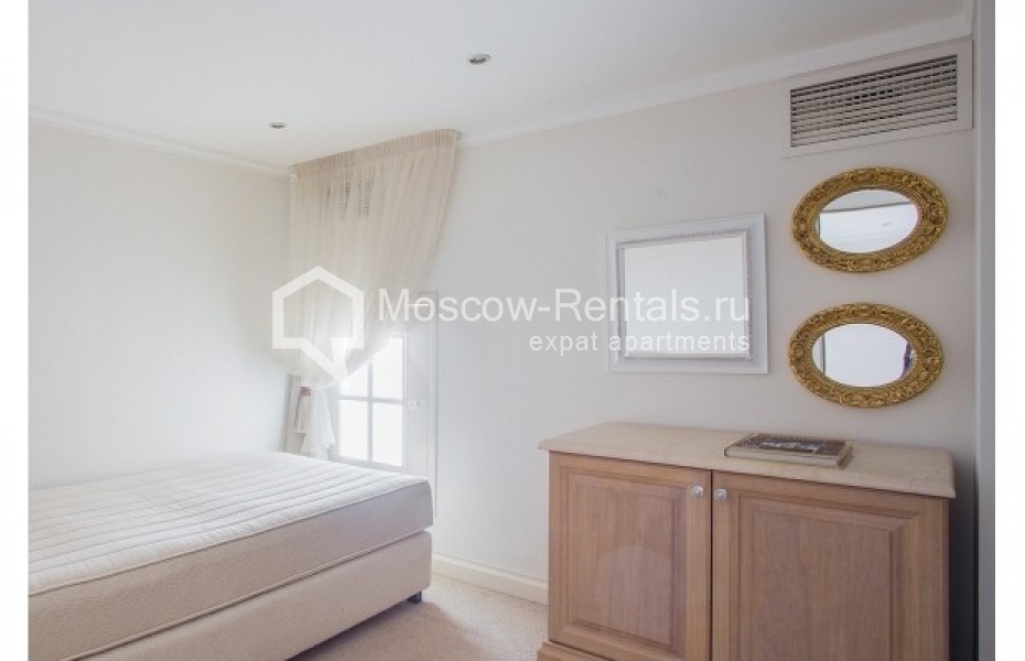 Photo #16 6-room (5 BR) apartment for <a href="http://moscow-rentals.ru/en/articles/long-term-rent" target="_blank">a long-term</a> rent
 in Russia, Moscow, Beregovaya str, 4К4